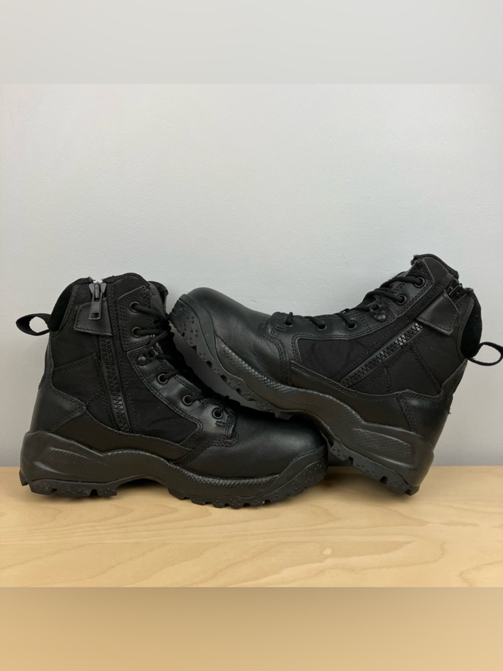 5.11 Tactical Men’s Size 9.5 ATAC 2.0 6” Side Zip Black Tactical Work Boots - Picture 6 of 12